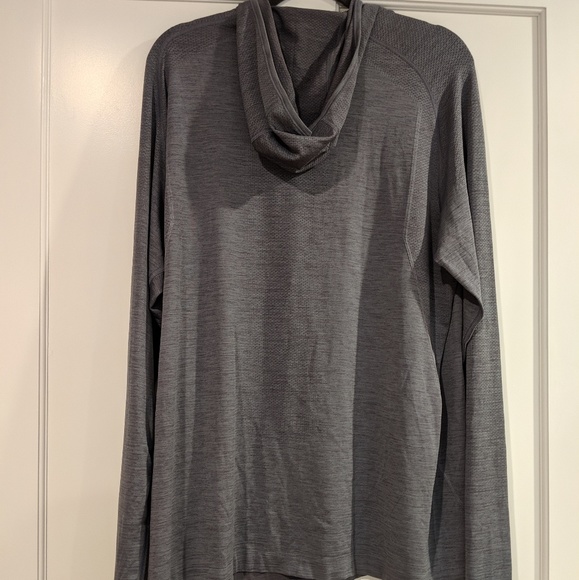 Lululemon Men's Metal Vent Tech Hoodie - Picture 2 of 3